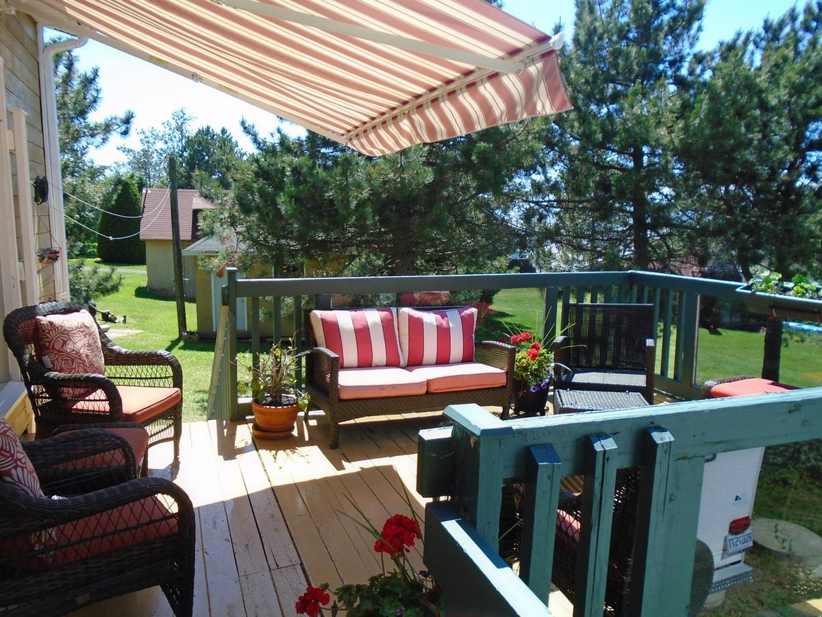 Gite La Halte Du Verger Bed And Breakfast Rivière-du-Loup Exterior foto